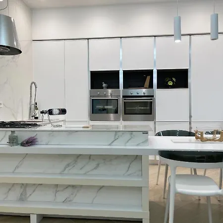 Di Lusso A 800 Mt Arena Lägenhet *